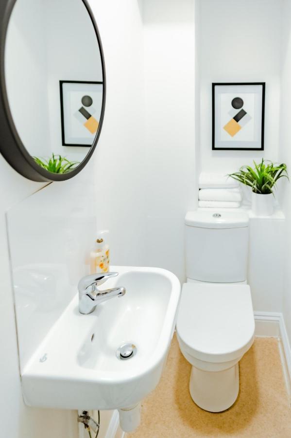 Classic Studio Apartment Cambridge  Bagian luar foto